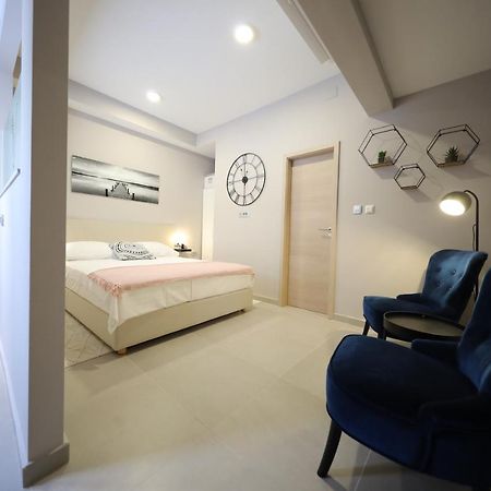 زادار Teatro Verdi Accommodation المظهر الخارجي الصورة